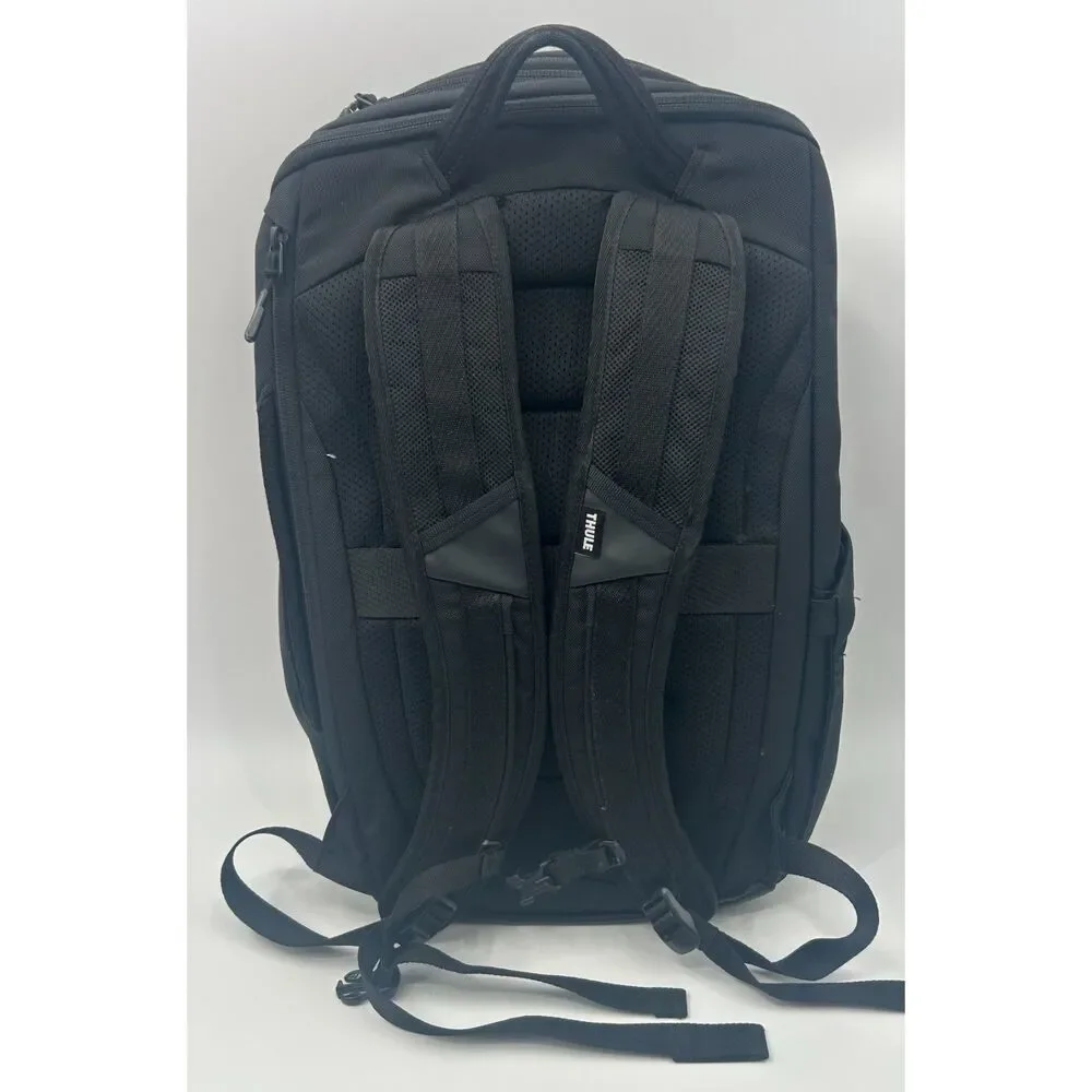 Thule  Chasm 26L Laptop Backpack Black Bookbag